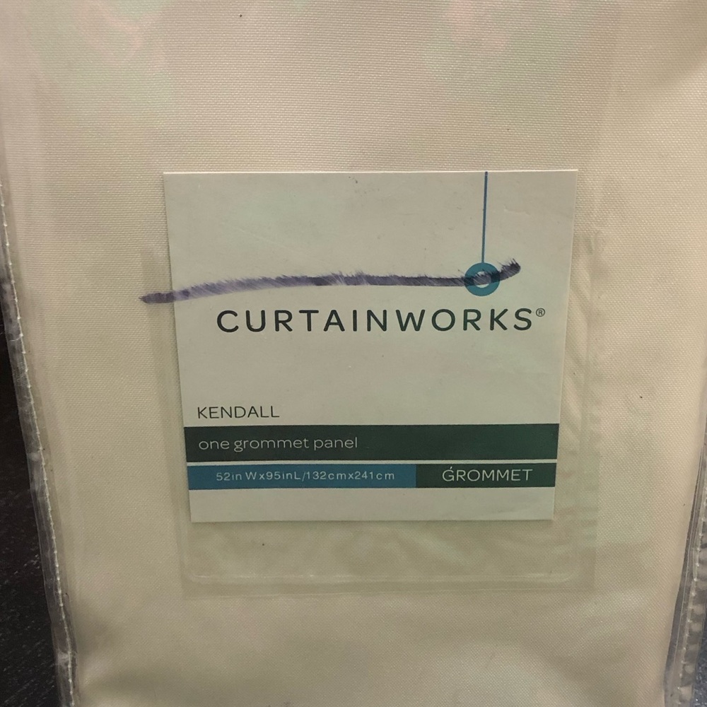 🎉🎉🎉 Host Pick 🎉🎉🎉 Curtainworks Kendall Grommet Panel - Picture 3 of 10
